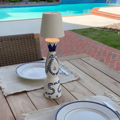 WIRELESS BOTTLE LAMP